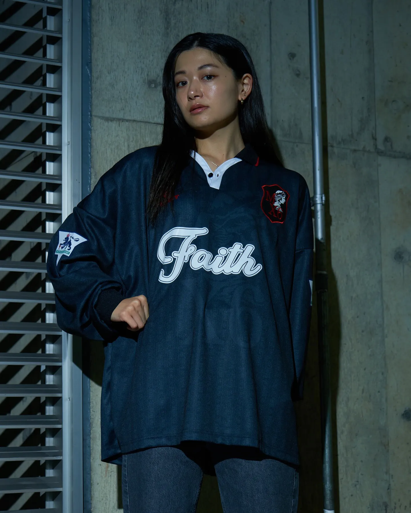 SAINT M×××××× SOCCER SHIRT 'FAITH'/BLK FAITH Football Long Sleeve Black S-XL This design has a lot of craftsmanship Digital fabric printing/front positioning printing laser cutting Offset printing + flocking printing + embossing Imported Behringer machine embroidery Flat machine collar + cuffs Genuine consistent main mark/wash mark/cherub mark